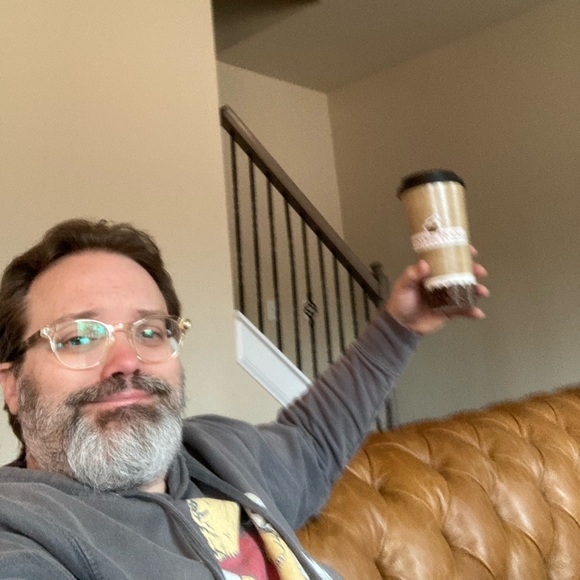 Meet your Posher, Kevin - Picture 2 of 3